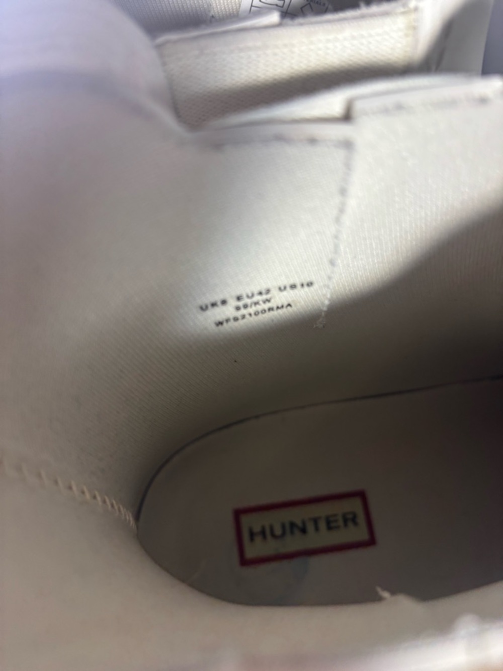 Hunter Women's Chelsea Rain Ankle Boots - Cream/White with Black Sole - Picture 6 of 9